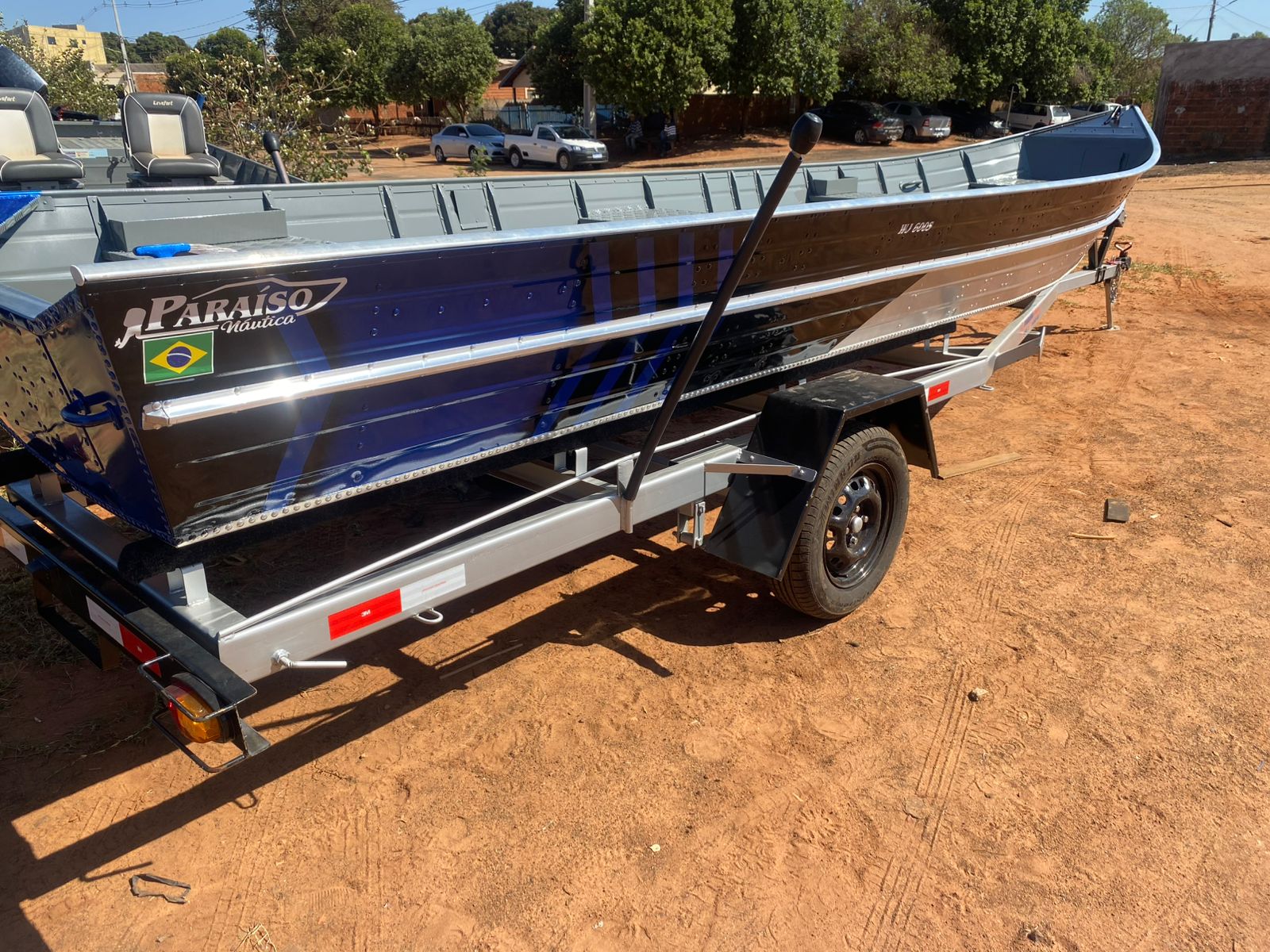 Barco de alumínio modelo 2